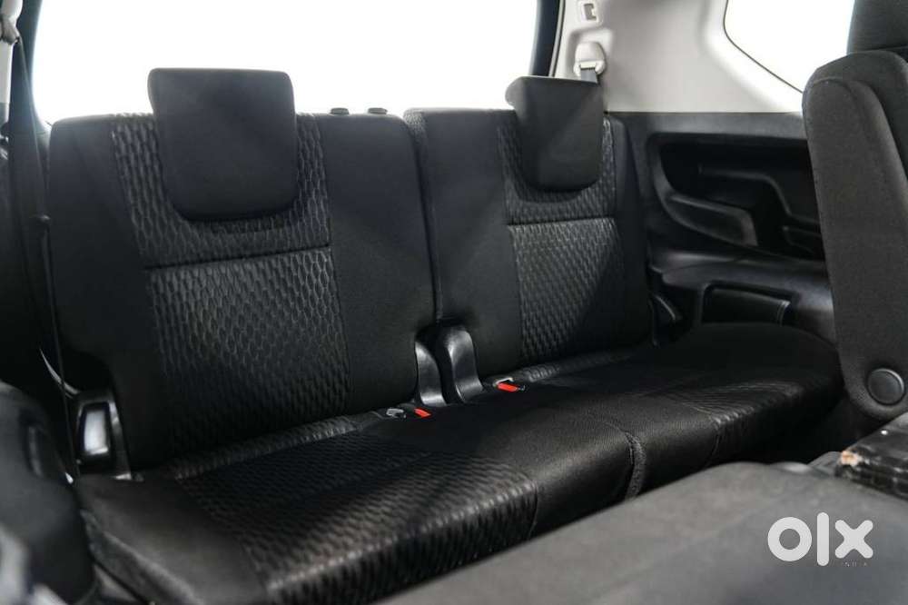 Toyota Innova Crysta 2.4 G Plus Mt 7 Str, 2024, Diesel