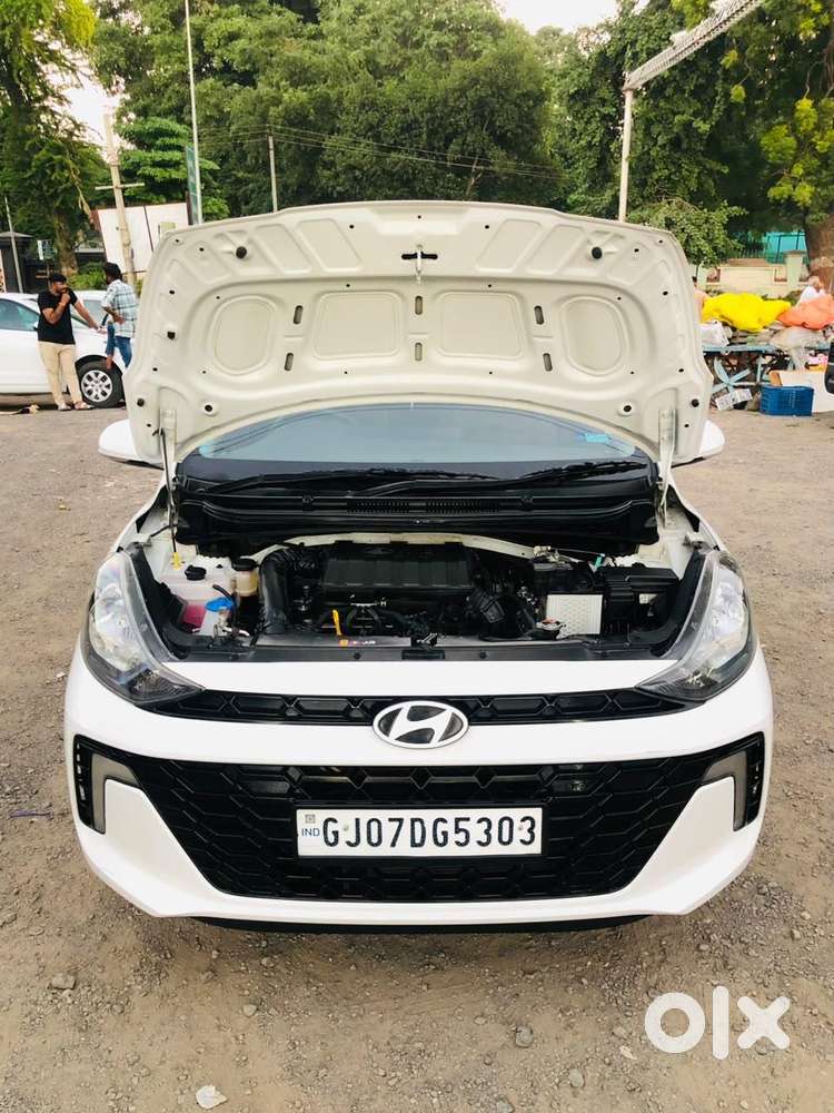 Hyundai Aura 1.2 Sx Cng, 2024, Cng & Hybrids