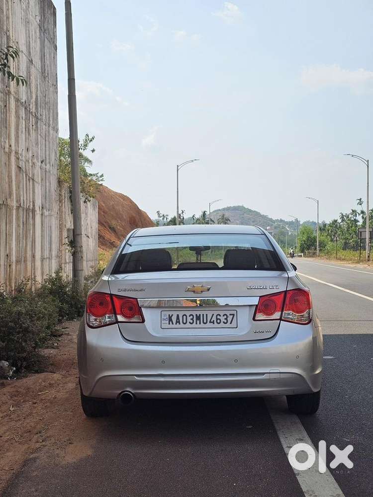Chevrolet Cruze Diesel 105000 Km Driven