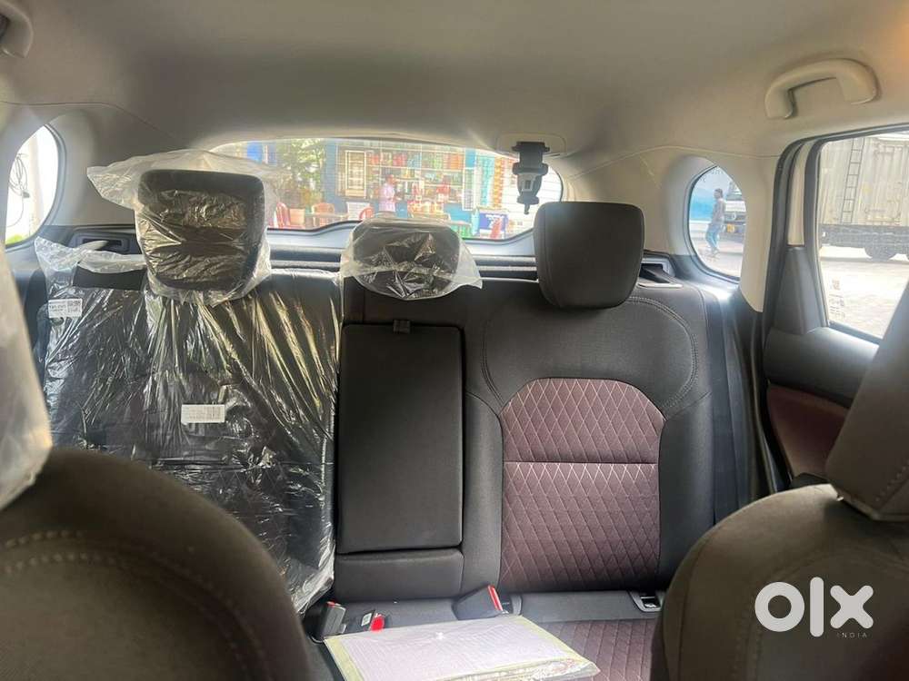 Maruti Suzuki Grand Vitara Petrol 20500 Km Driven