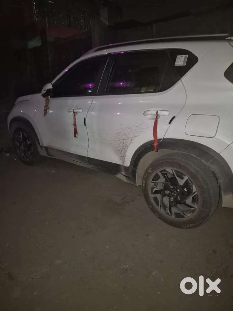 Kia Sonet 2026 Petrol 5000 Km Driven