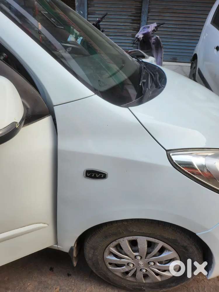Hyundai I10 Sportz Petrol 2013