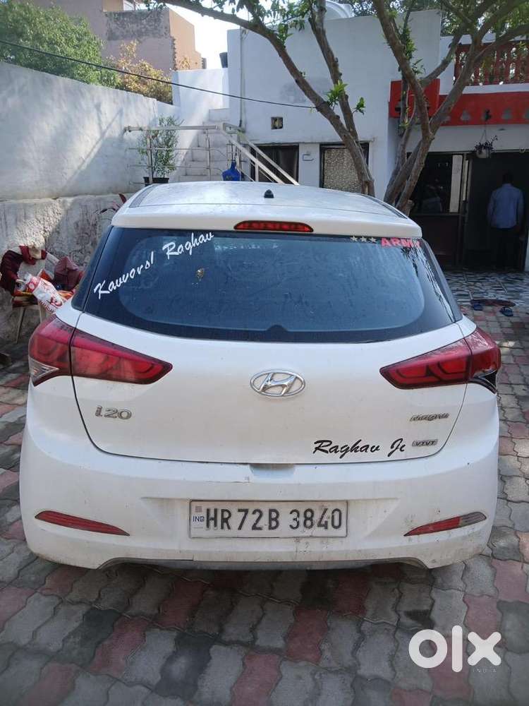 Hyundai Car 2015 Kms