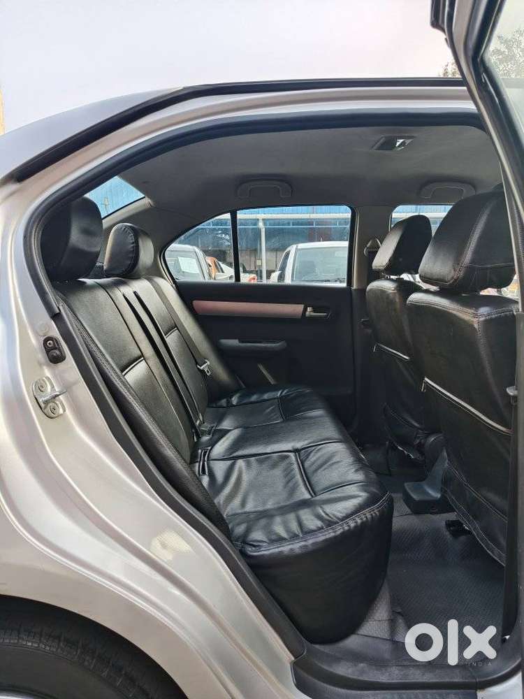 Maruti Suzuki Swift Dzire Vxi, 2011, Petrol