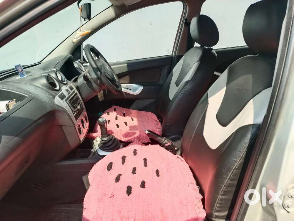 Ford Figo Trend 2012