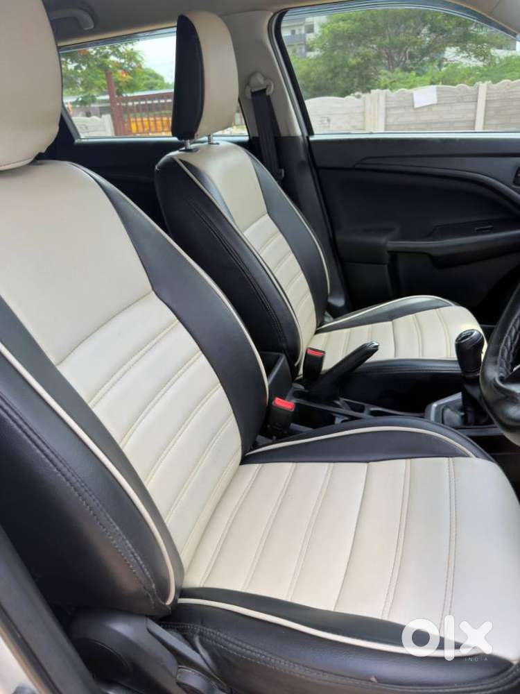 Maruti Suzuki Brezza 1.5 Vxi At Smart Hybrid, 2022, Petrol