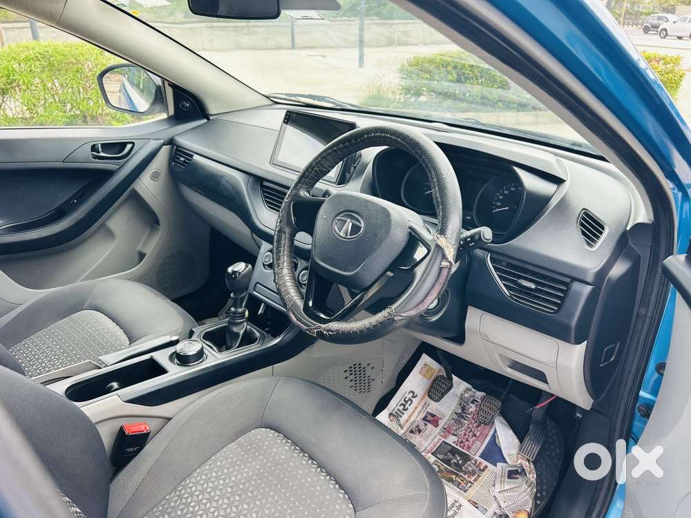 Tata Nexon 1.2 Revotron Xe, 2017, Diesel