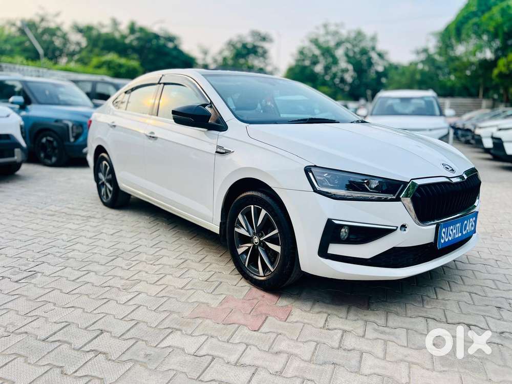 Skoda Slavia Style 1.0l Tsi Mt, 2025, Petrol
