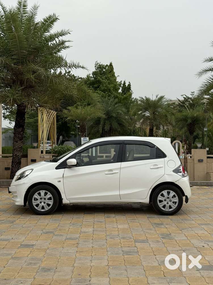 Honda Brio S Mt, 2014, Cng & Hybrids