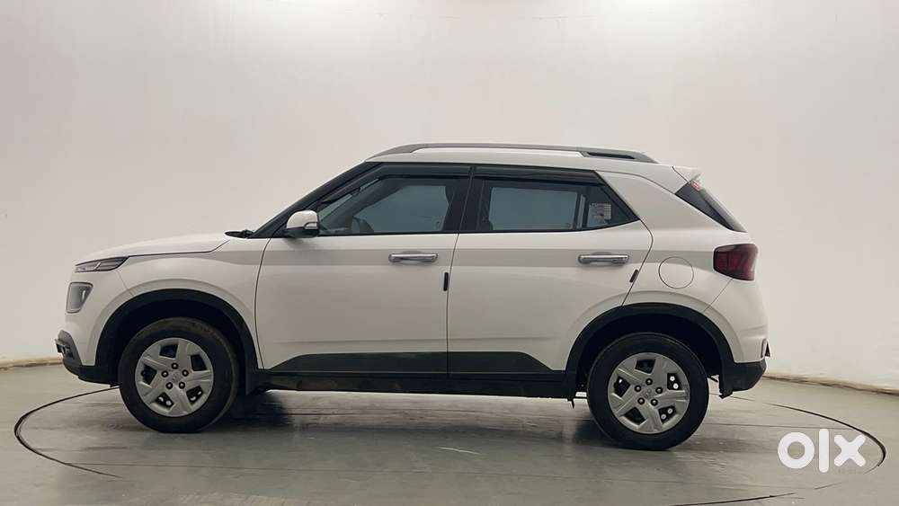 Hyundai Venue 1.2 S Plus, 2021, Petrol