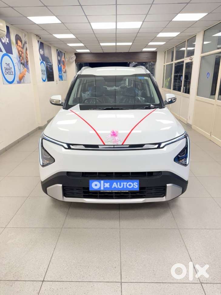 Kia Carens Clavis Htk, 2025, Petrol