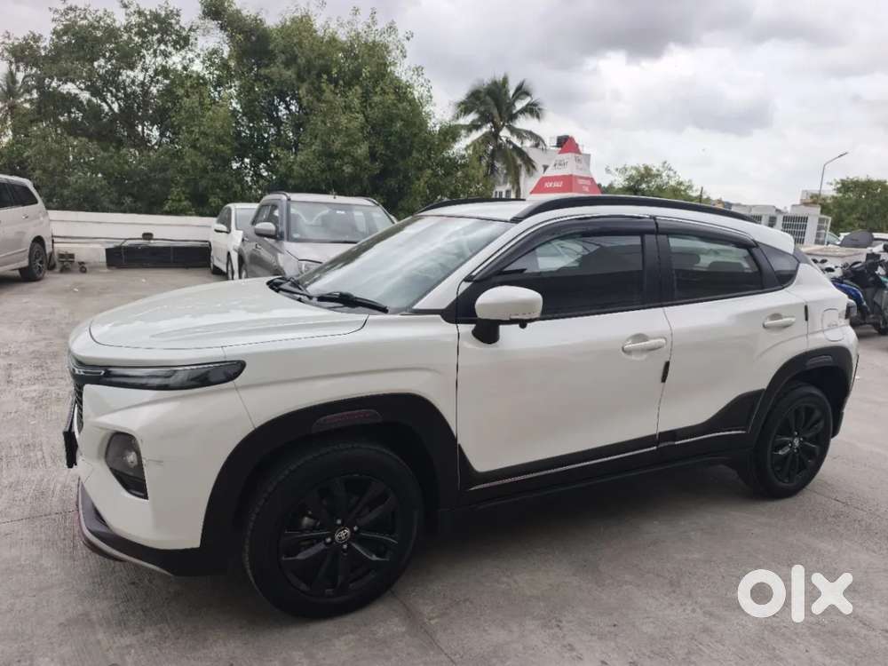 Toyota Urban Cruiser Taisor, 2024, Petrol