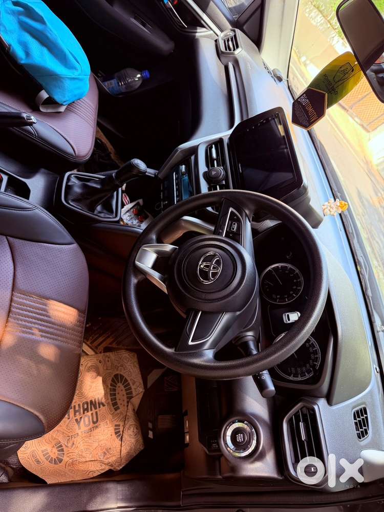 Toyota Urban Cruiser Hyryder Petrol Manual 2024