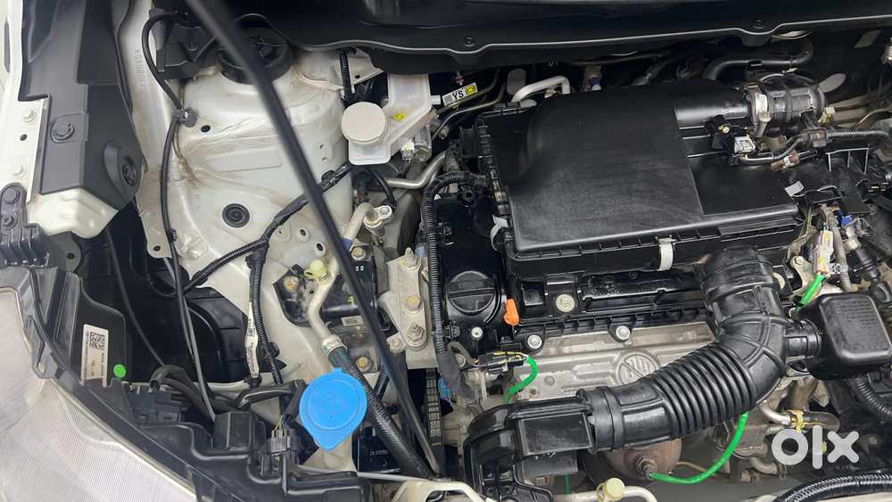 Maruti Suzuki Xl6 1.5 Alpha Plus At, 2022, Petrol