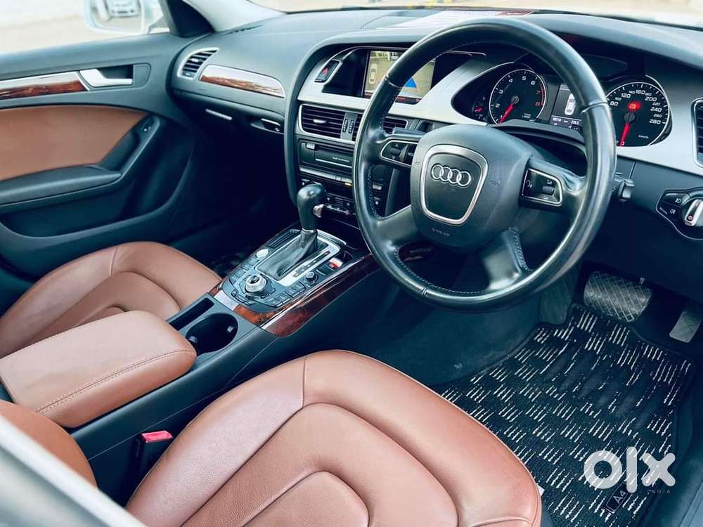 Audi A4 2.0 Tdi Premium With Sunroof, 2011, Diesel