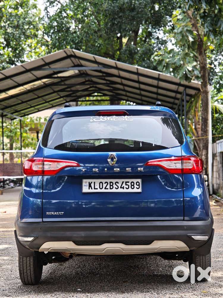 Renault Triber Rxt, 2022, Petrol