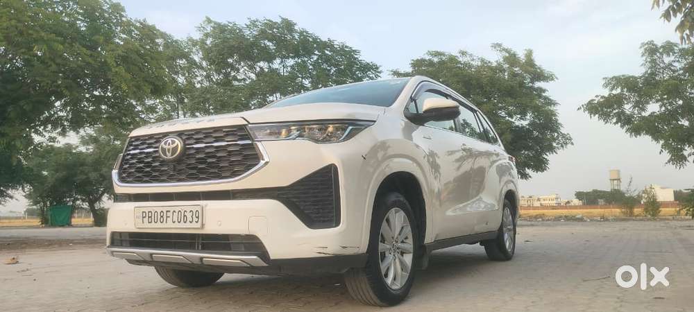 Toyota Innova Hycross 2.0 Vx Hybrid 7 Str, 2023