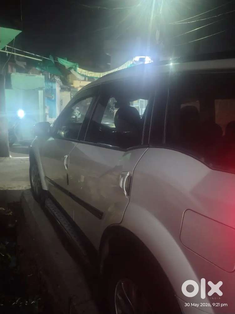 Mahindra Xuv500 2015 Diesel 56000 Km Driven