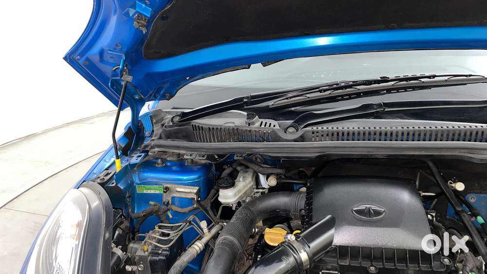 Tata Nexon 1.2 Revotron Xza Plus (l), 2019, Petrol