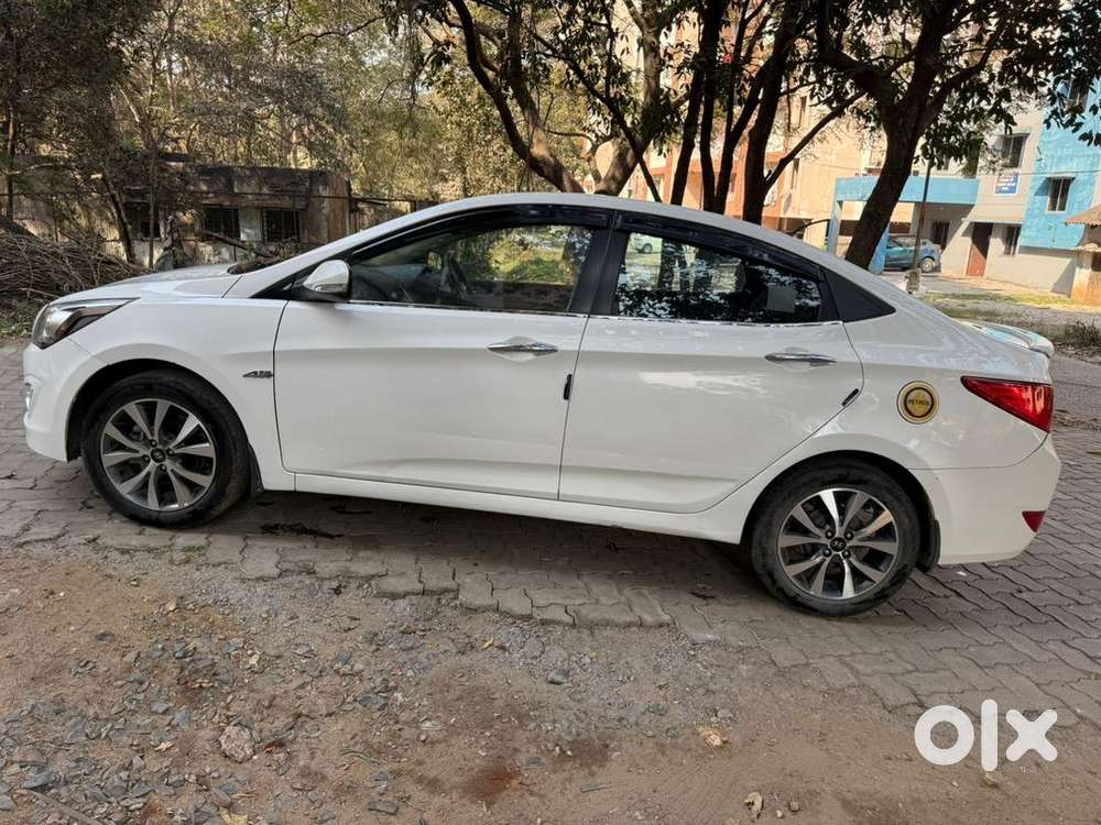 Hyundai Verna 2016 Petrol Well Maintained