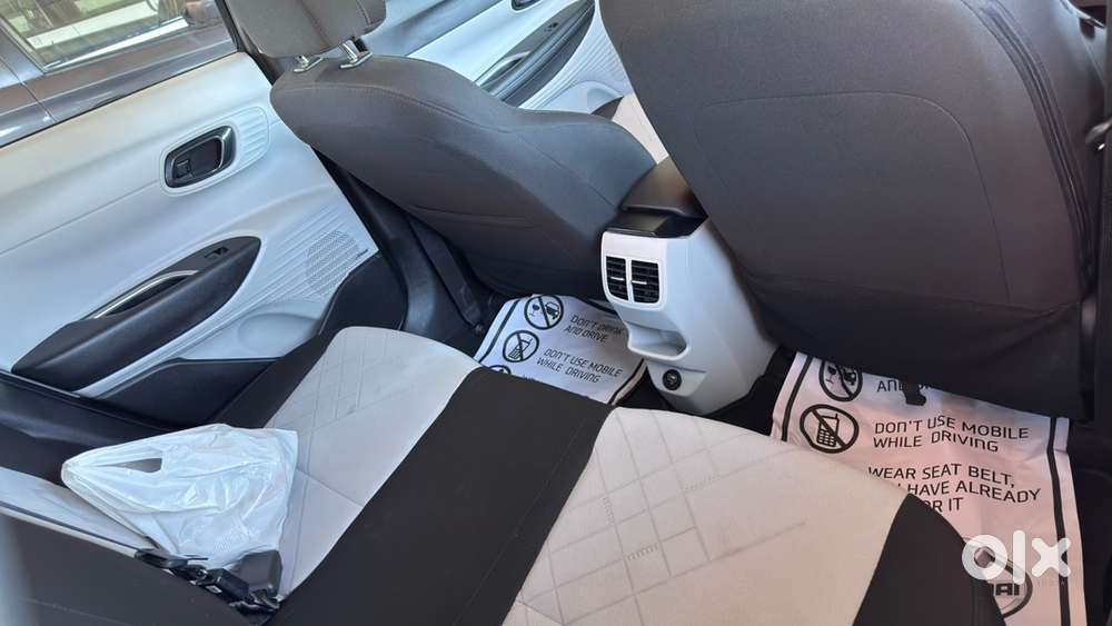 Hyundai New I20 Petrol Manual 2024