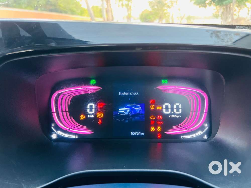 Kia Carens 1.5 Luxury Plus Diesel At 6 Str, 2022, Diesel