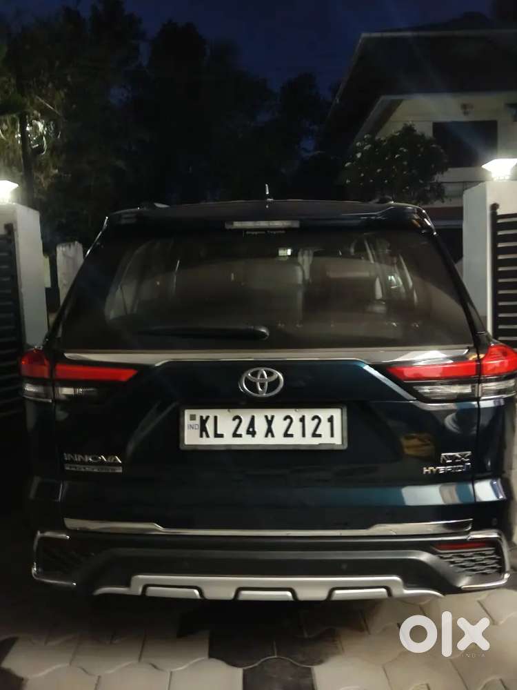 Toyota Innova Hycross 2024 Hybrid