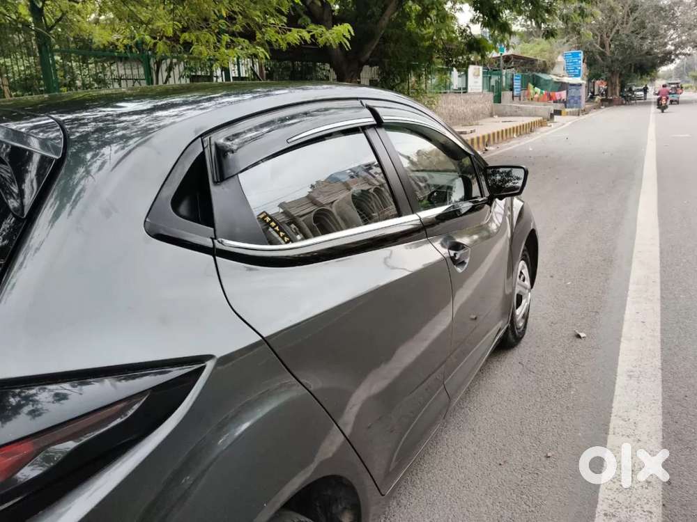 Tata Altroz 1.2 Xe Rhytm Petrol, 2021, Petrol