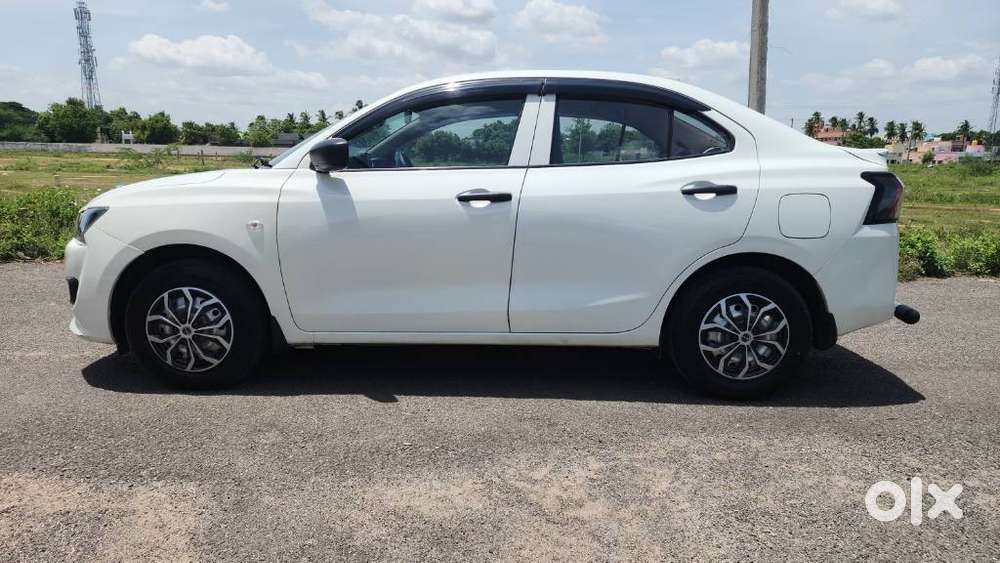 Maruti Suzuki Swift Dzire 1.3 Vxi, 2025, Petrol
