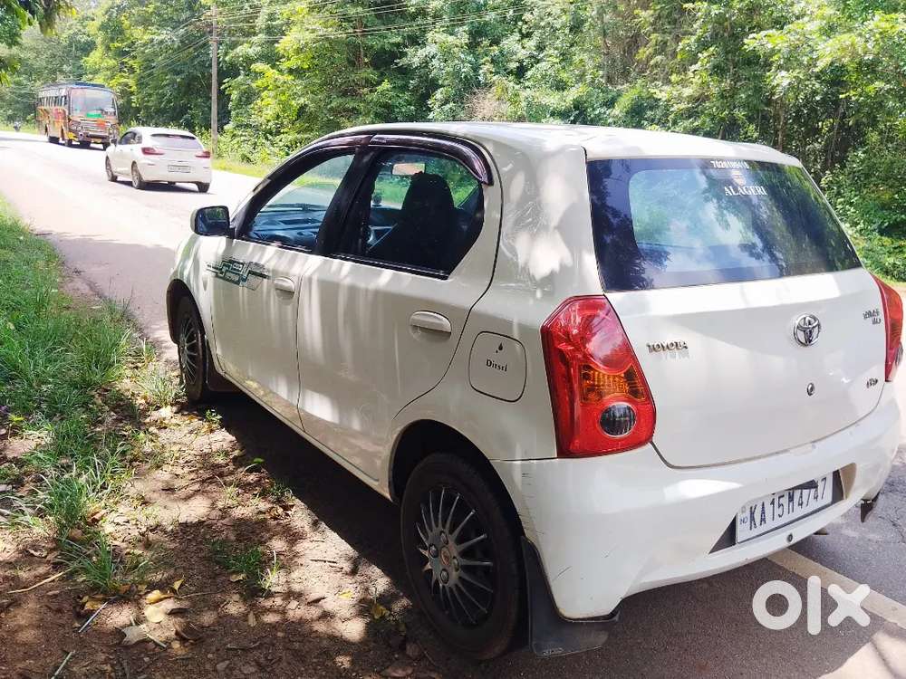 Toyota Etios Liva 2012