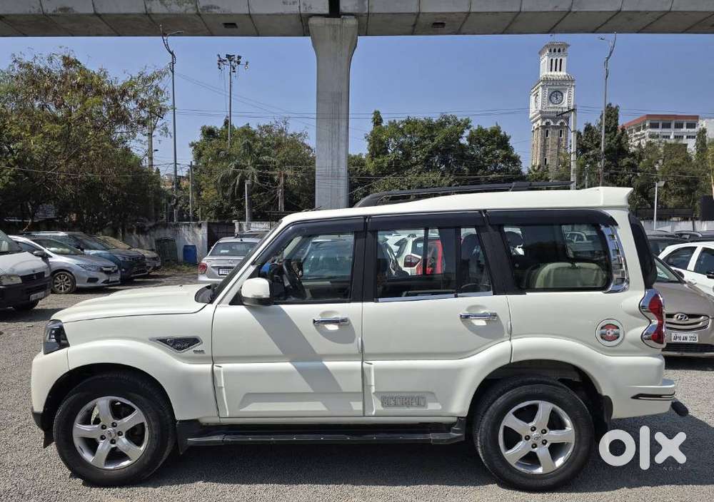 Mahindra Scorpio Classic 2.2 S 11 Mt 7 Str, 2018, Diesel