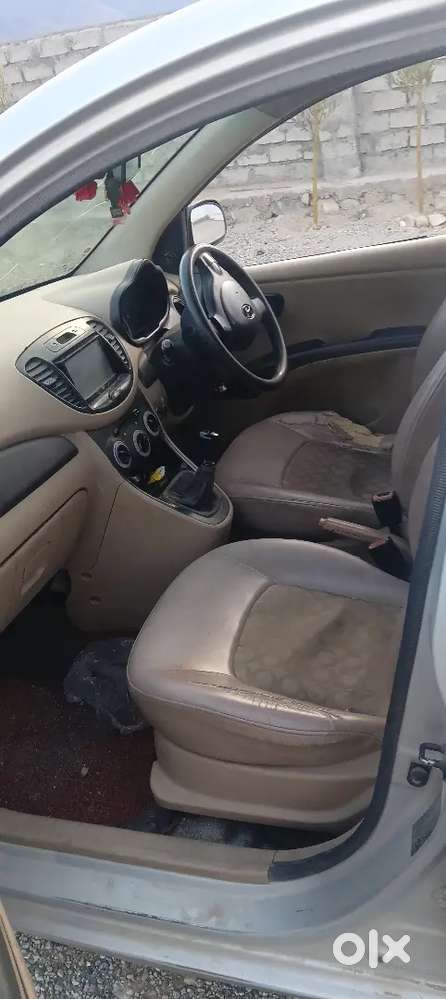 Hyundai Santro Asta 2010