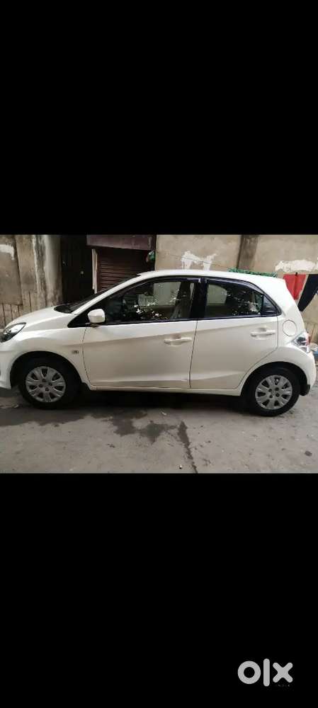 Honda Brio 2013 Petrol Well Maintained Car For Sale