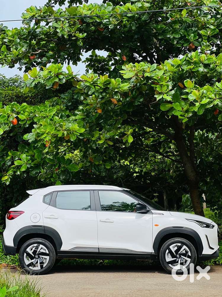 Nissan Magnite Petrol Manual 2024