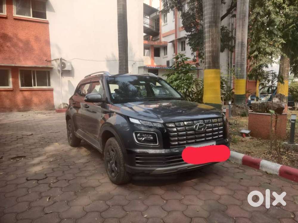 Hyundai Venue Mt S(o) 2023 Variant