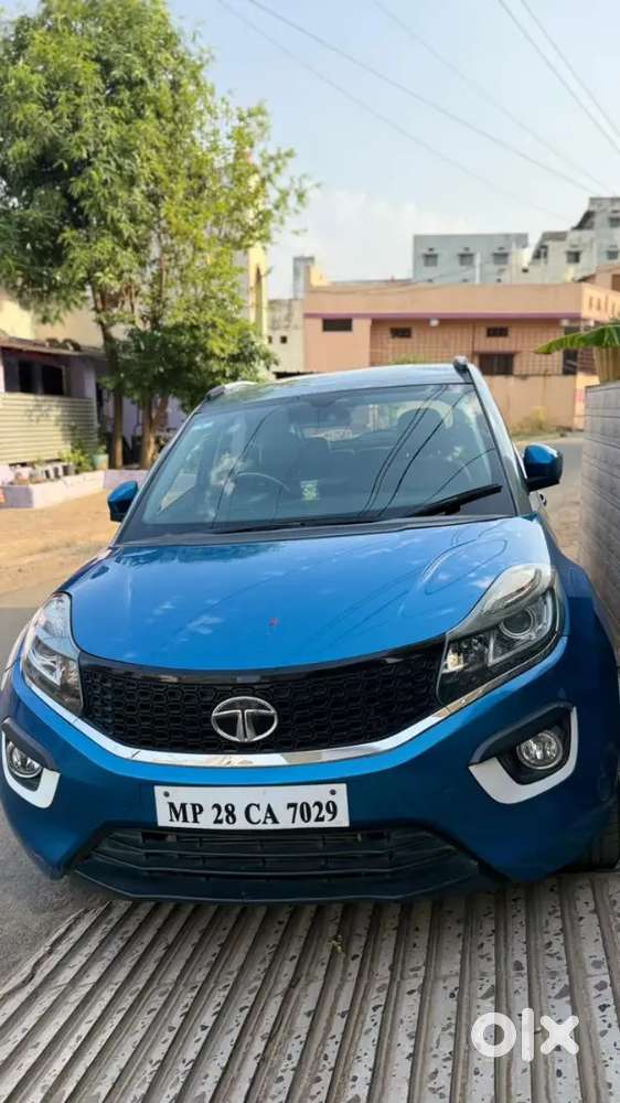 Tata Nexon 2017 Xz+ Top Model 2nd Owner 600000 Price Only !