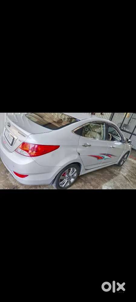 Hyundai Verna 1.6 Sx 2011