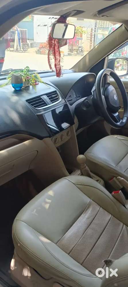 Maruti Suzuki Dzire 2014 Cng & Hybrids 90000 Km Driven