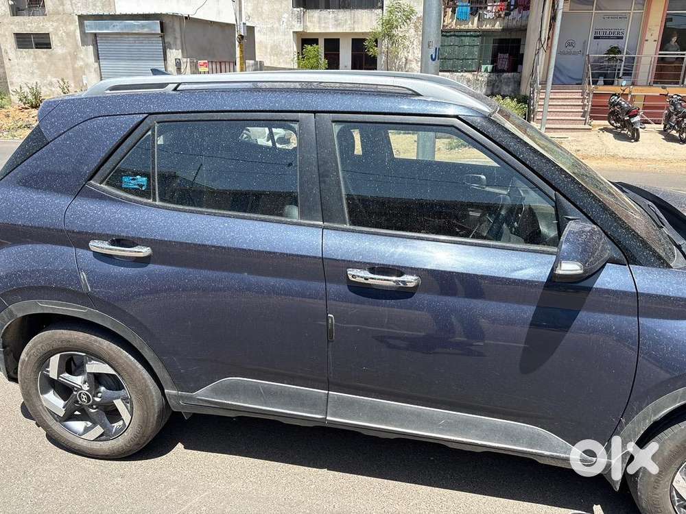 Hyundai Venue Availebel For Sell