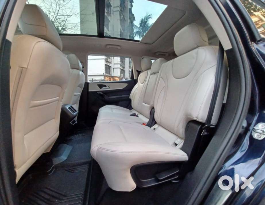 Mahindra Xuv700 2.2 Ax 7 Diesel At Luxury Pack Str, 2022, Diesel