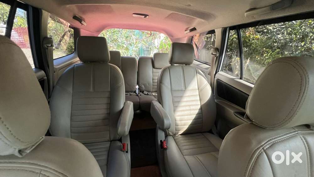 Toyota Innova Diesel 2012
