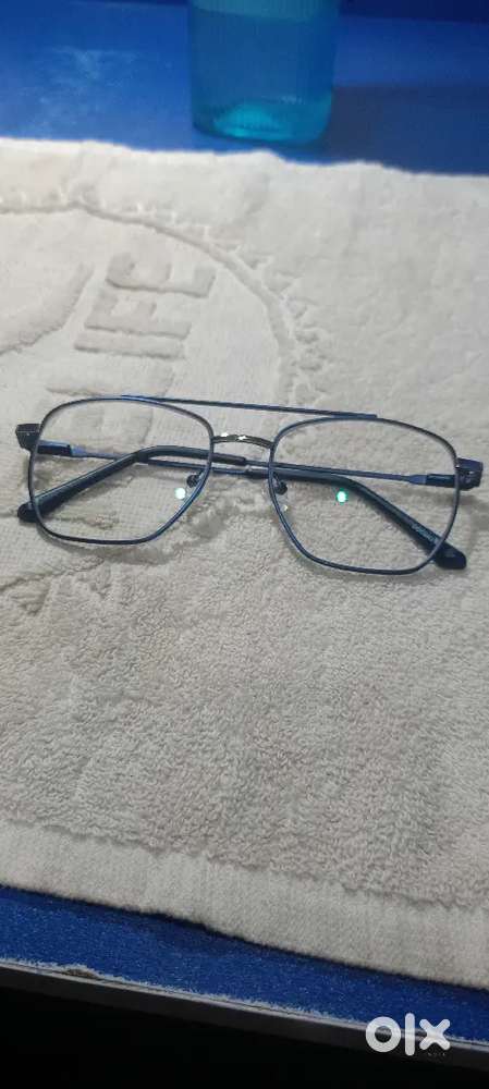 Very clear lense