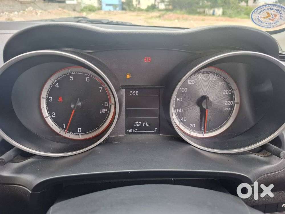 Maruti Suzuki Swift 1.2 Vxi (o), 2024, Petrol