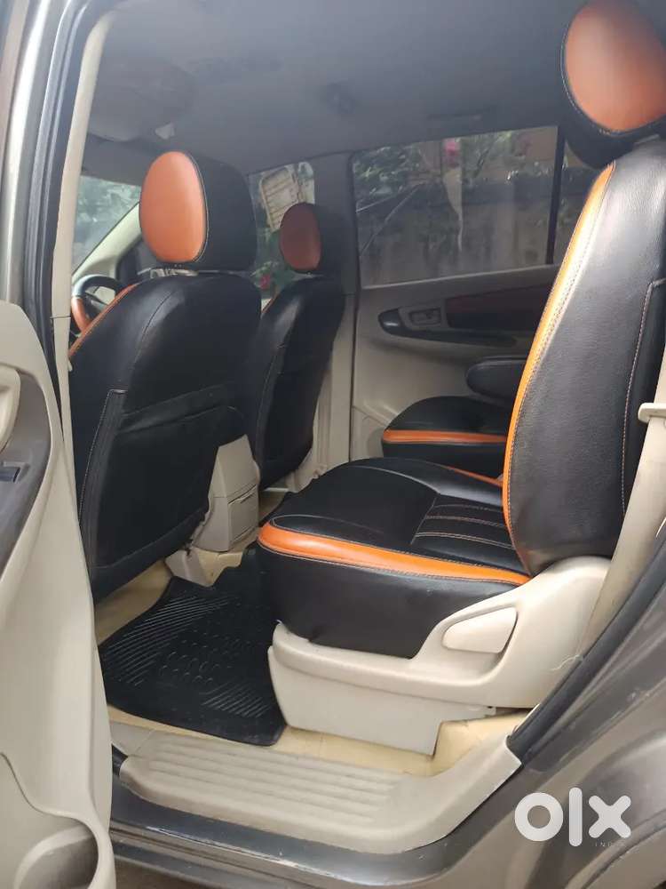 Toyota Innova 2.5 Gx 2011