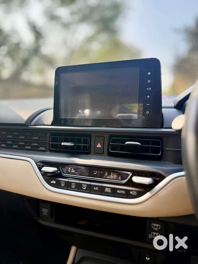 Honda Amaze 2nd Gen Vx, 2025, Petrol