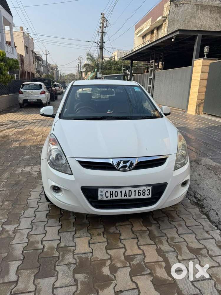 Hyundai I20 2010 Petrol 74000 Km Driven