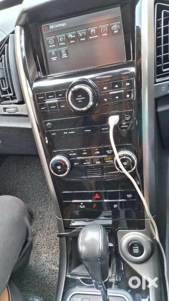 A Pristine Xuv 500 Single Handed Driven , Hr Number , Well Kept