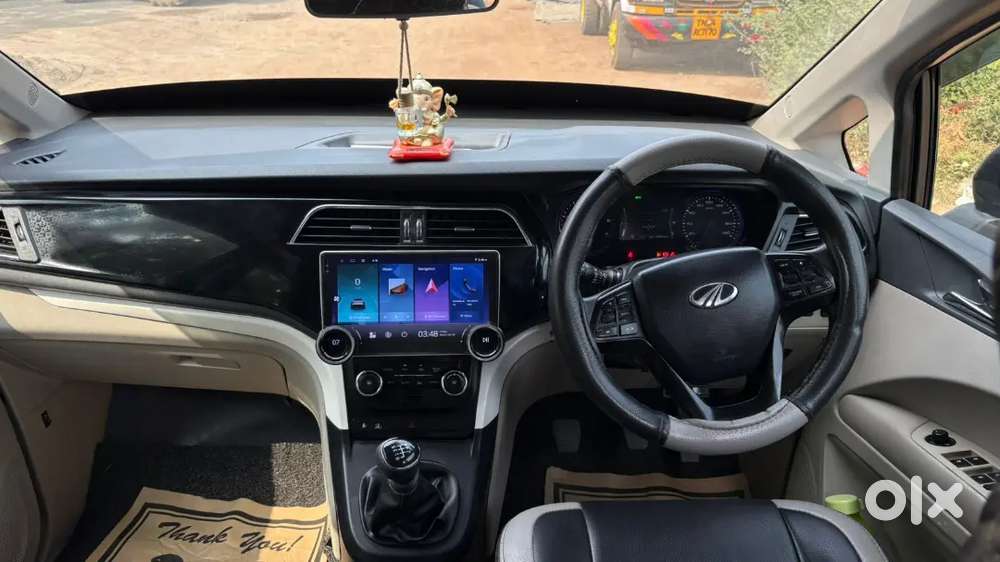 Mahindra Marazzo M8 7 2019