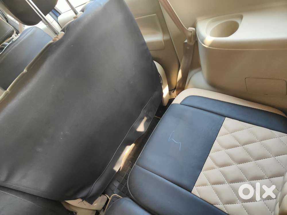Maruti Suzuki Ertiga Vxi Cng Oct 2022 1st Owner