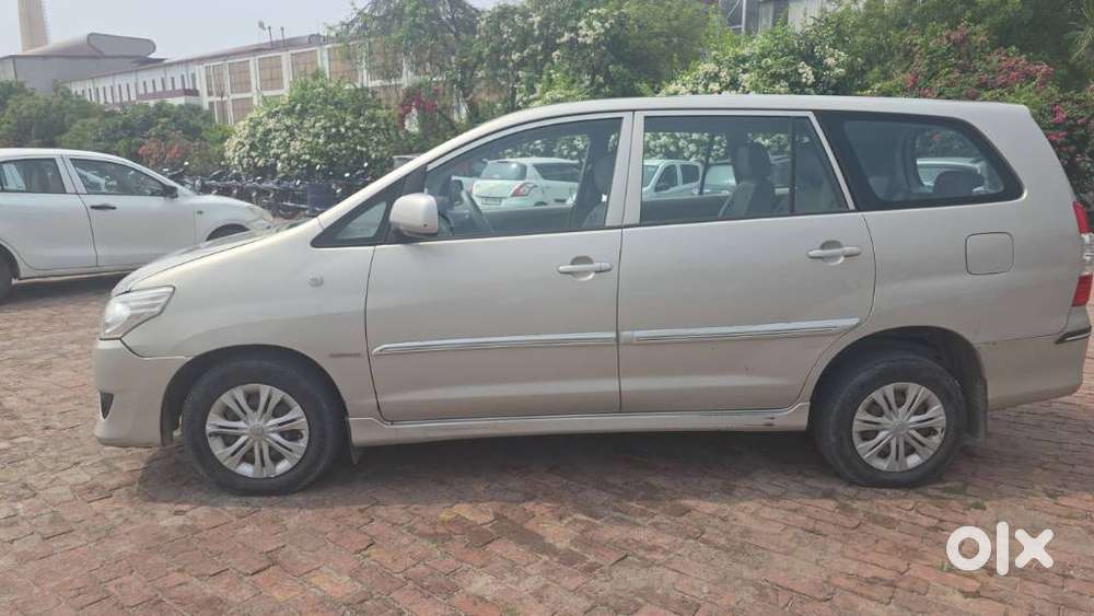 Toyota Innova 2012-2013 2.5 Gx (diesel) 7 Seater Bs Iv, 2013, Diesel